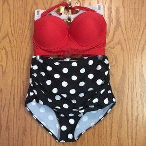 High-waisted swimsuit